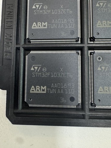 STM32F103ZET6